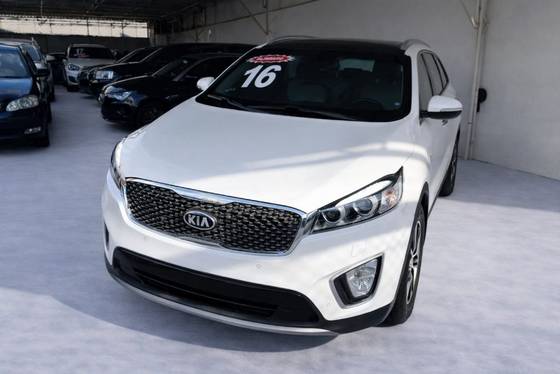 KIA SORENTO 3.3 V6 GASOLINA EX 7L AUTOMATICO KIA SORENTO 3.3 V6 GASOLINA EX 7L AUTOMATICO